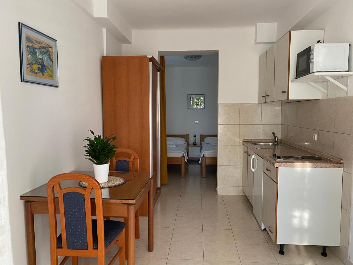 Appartement Emanuela 2 à Novalja Extérieur photo