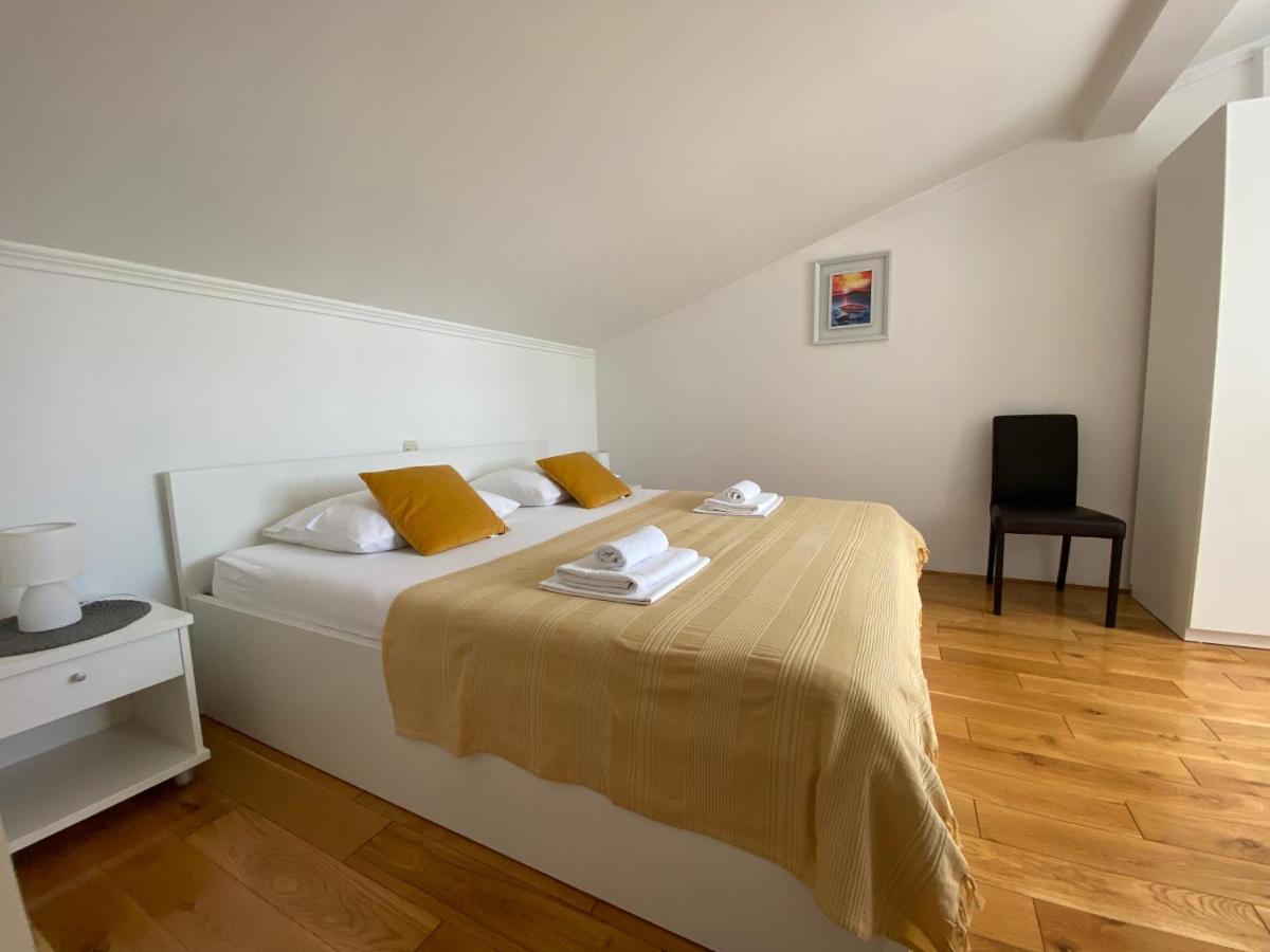 Appartement Emanuela 2 à Novalja Extérieur photo