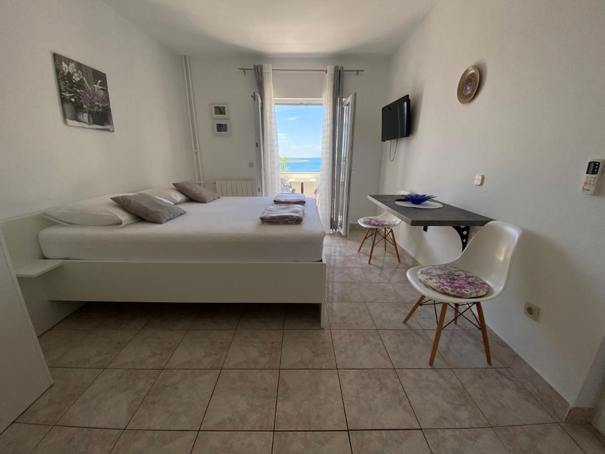 Appartement Emanuela 2 à Novalja Extérieur photo