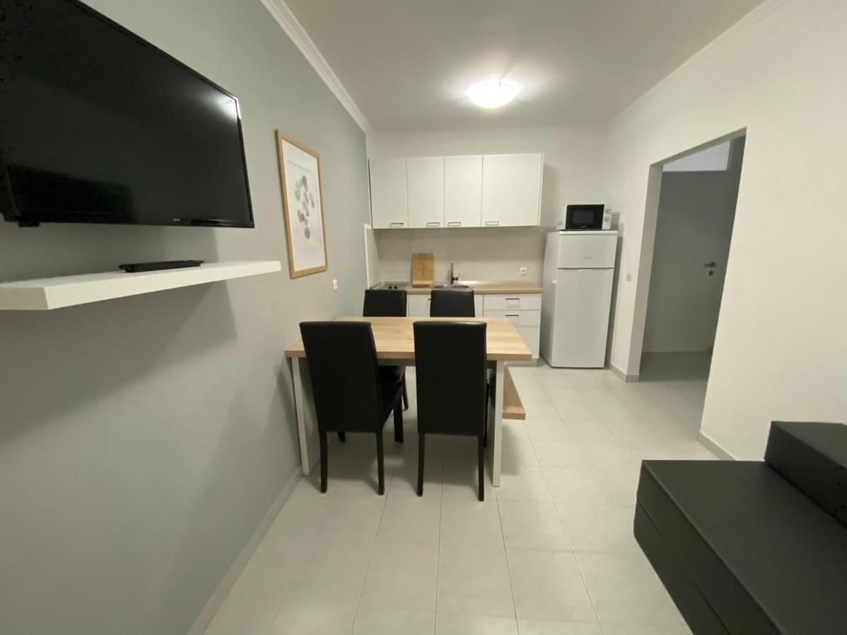 Appartement Emanuela 2 à Novalja Extérieur photo